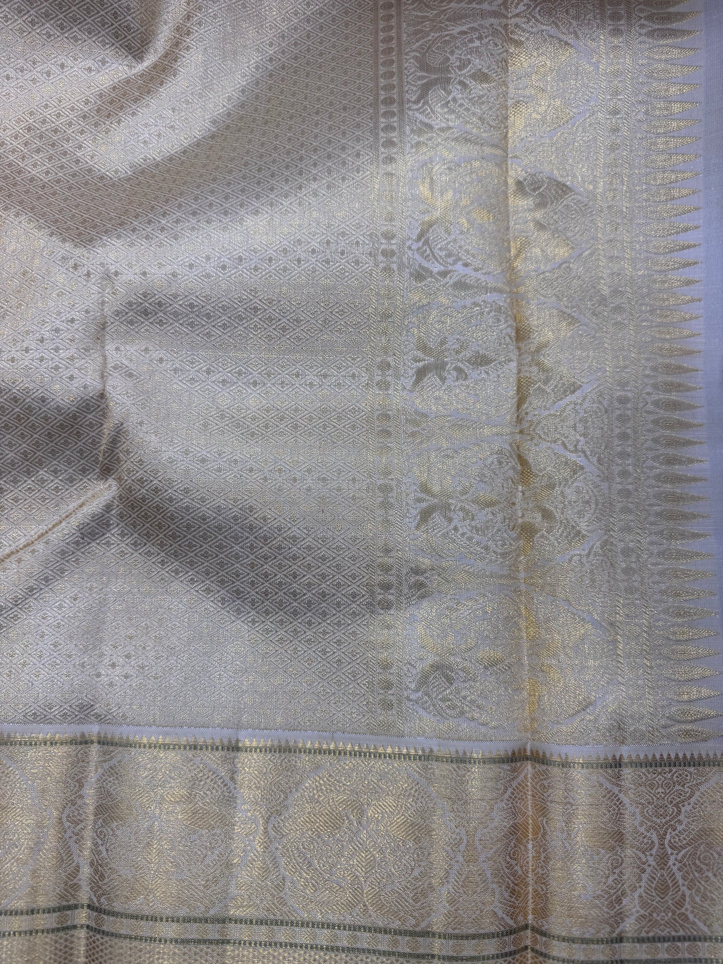 Midnight Blue & Ivory Kanchipuram Korvai Silk Saree