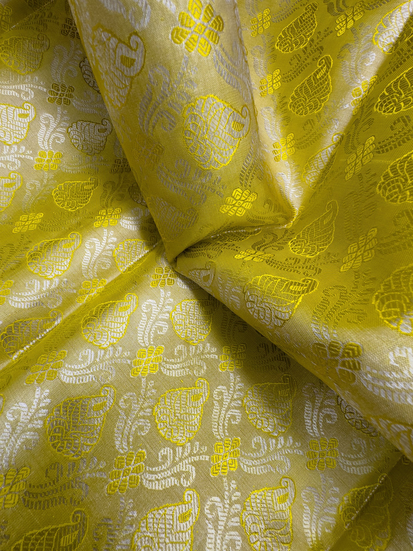 Lemon Yellow Tissue Kanchipuram Silk Saree In Silver Zari