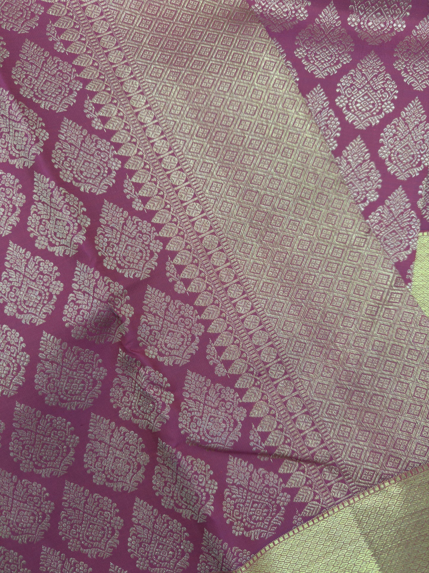 Magenta Pure Silk Saree In Gold Zari