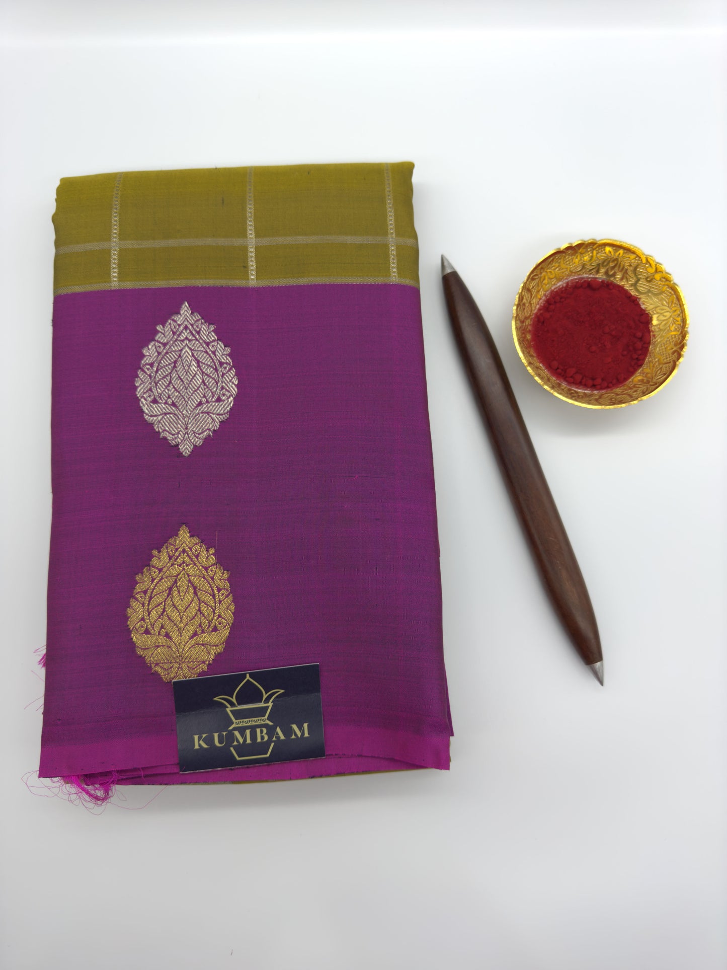 Pear Green And Purple Kanchipuram Borderless Pure Silk Saree in Gold and Silver Zari